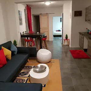 Moderne Roanne